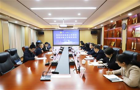 陸志斌到冶建公司調(diào)研法務工作